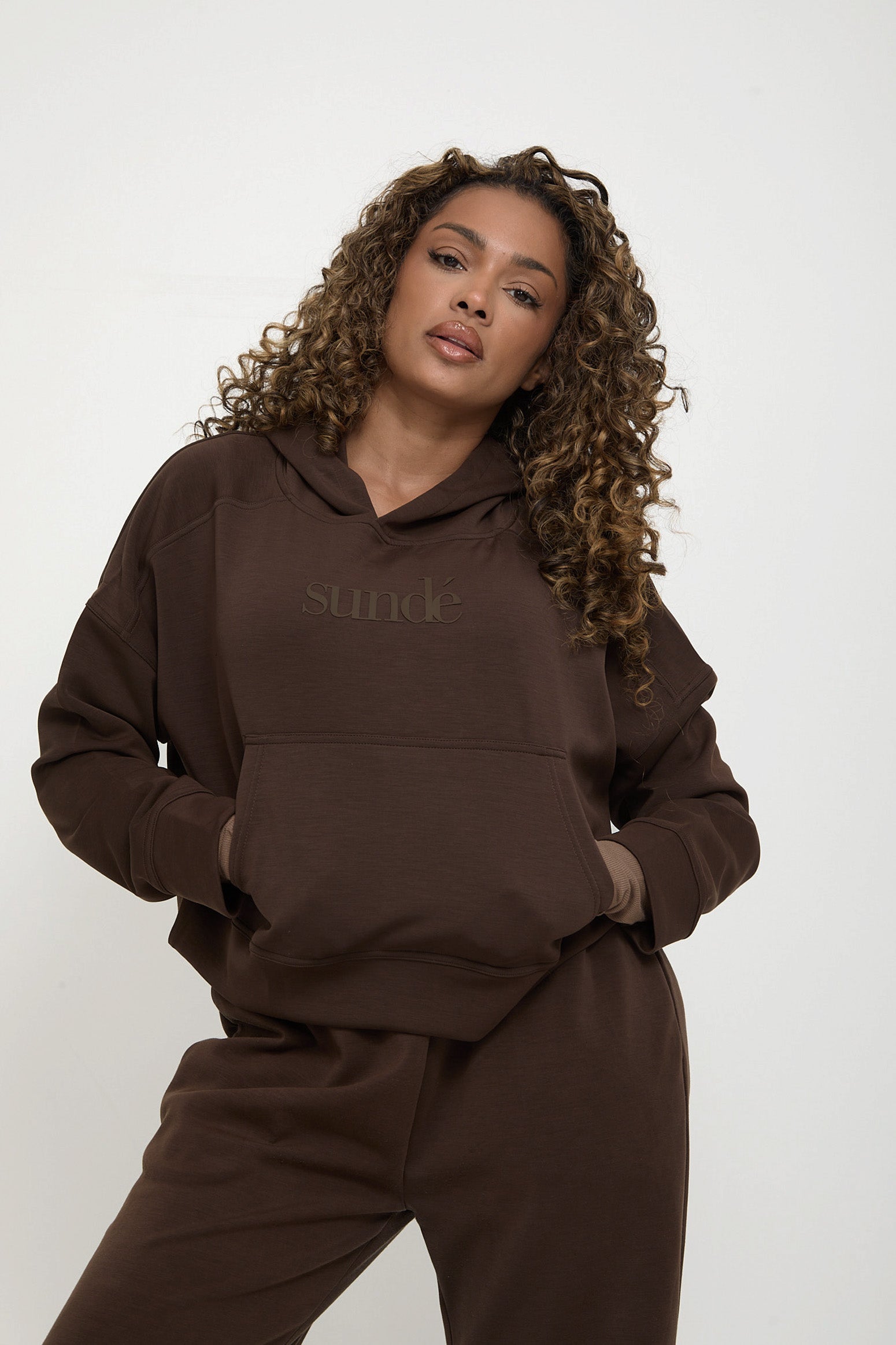 Soft Touch Boxy Lounge Hoodie - Chocolate - Sunde