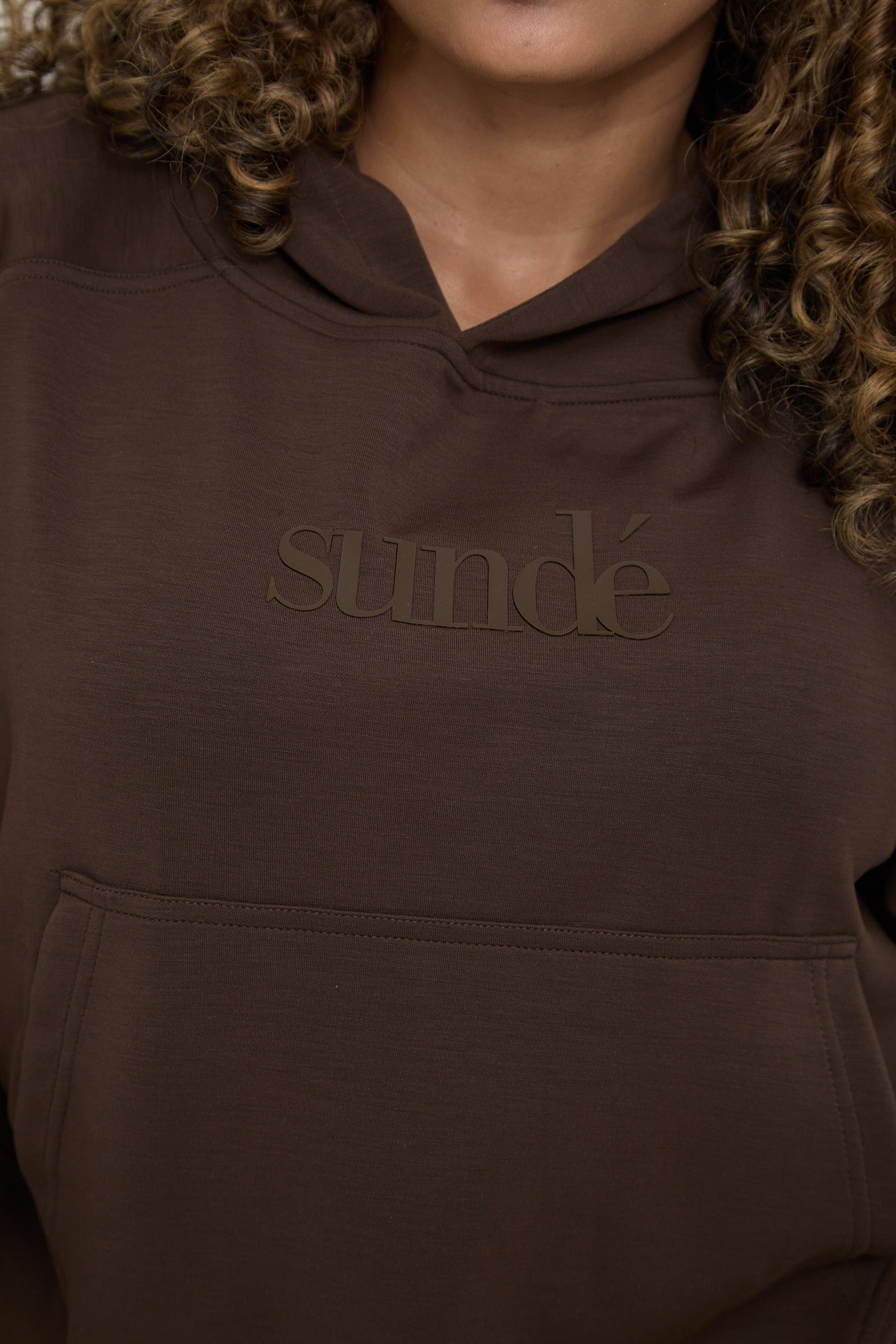 Soft Touch Boxy Lounge Hoodie - Chocolate - Sunde