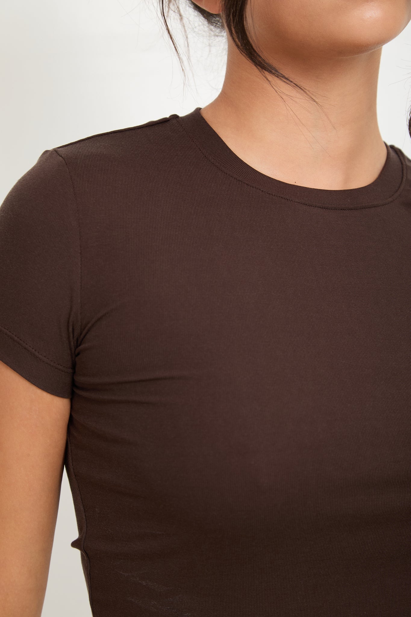 Lyocell Basic T-Shirt - Espresso - Sunde. - sundé