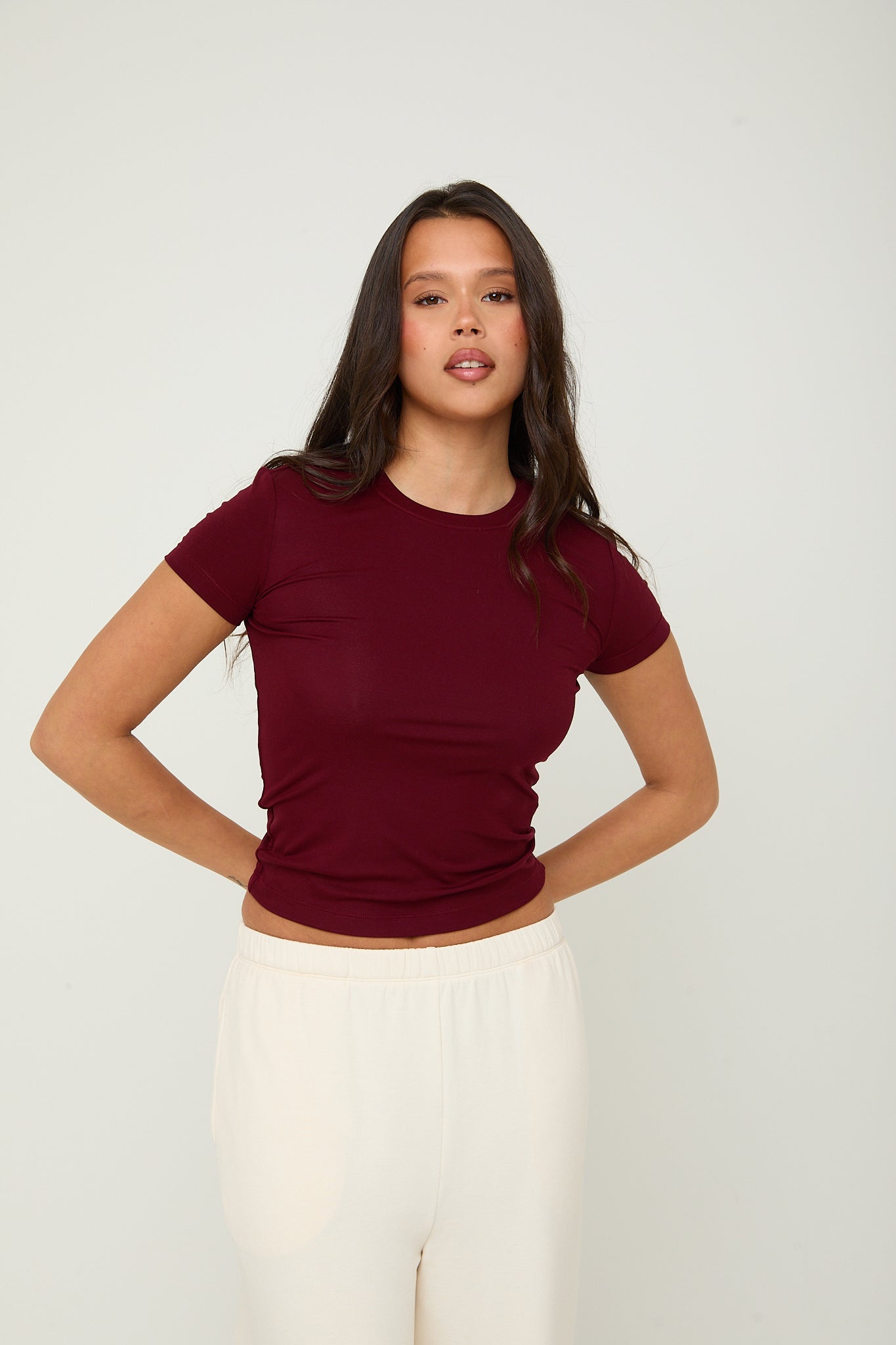 Lyocell Basic T-Shirt - Cherry Red - sundé
