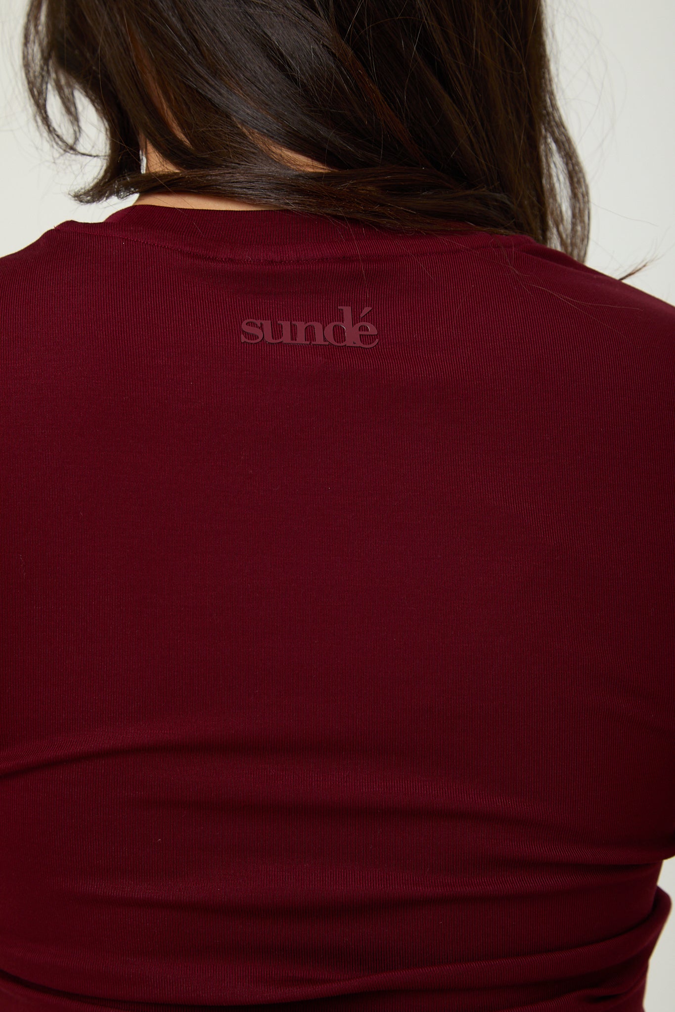 Lyocell Basic T-Shirt - Cherry Red - sundé