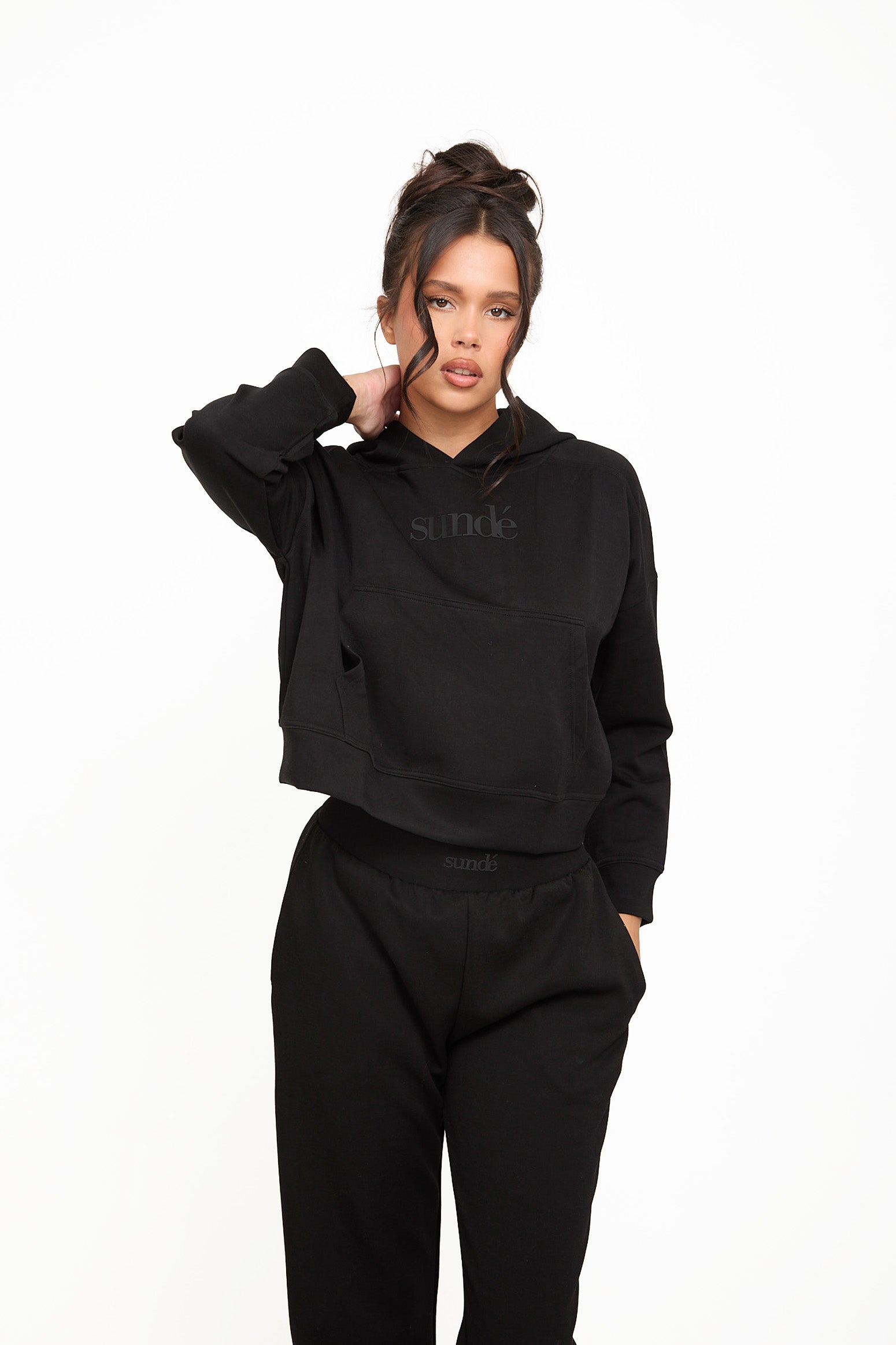 fab 大混雑　Overcrowded cf (proquest top4) Boxy Cropped Hoodie - Black