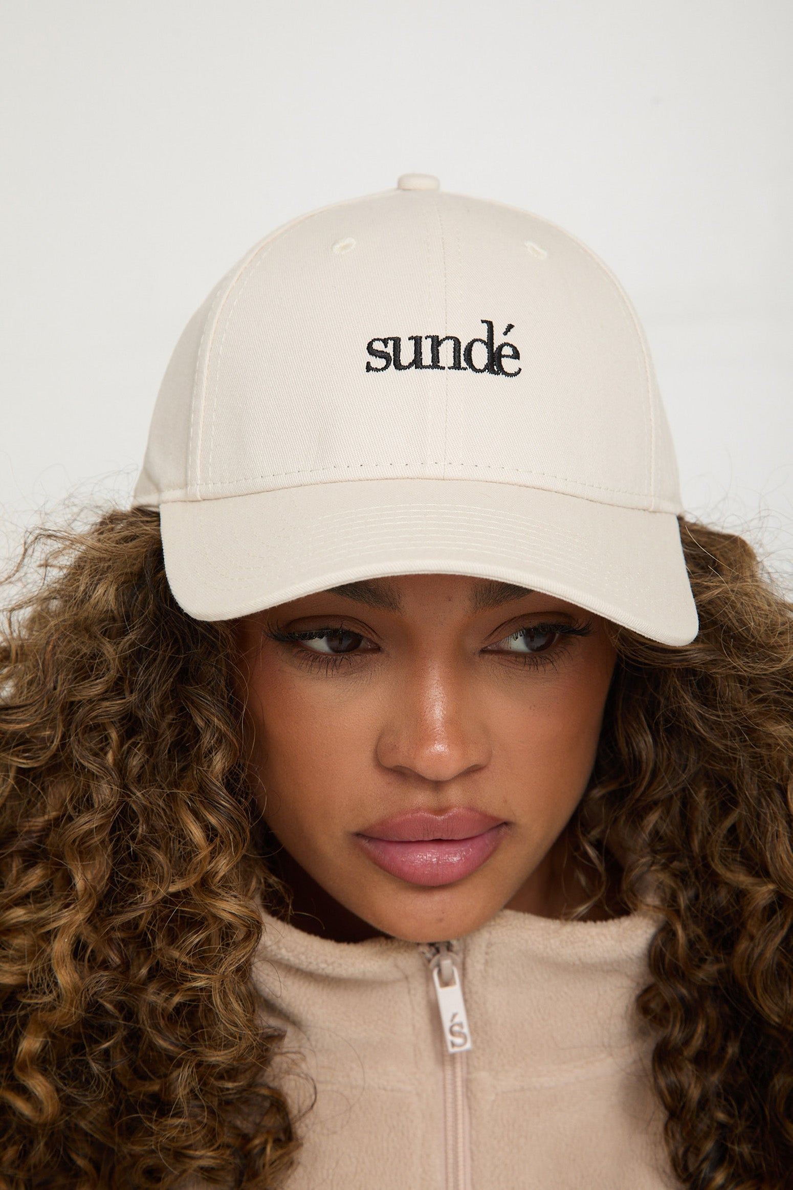 The Sundé Baseball Cap - Cream